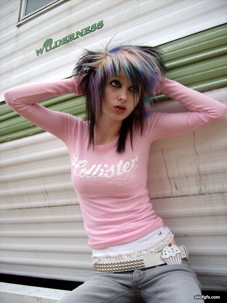 Beautiful emo girl sex