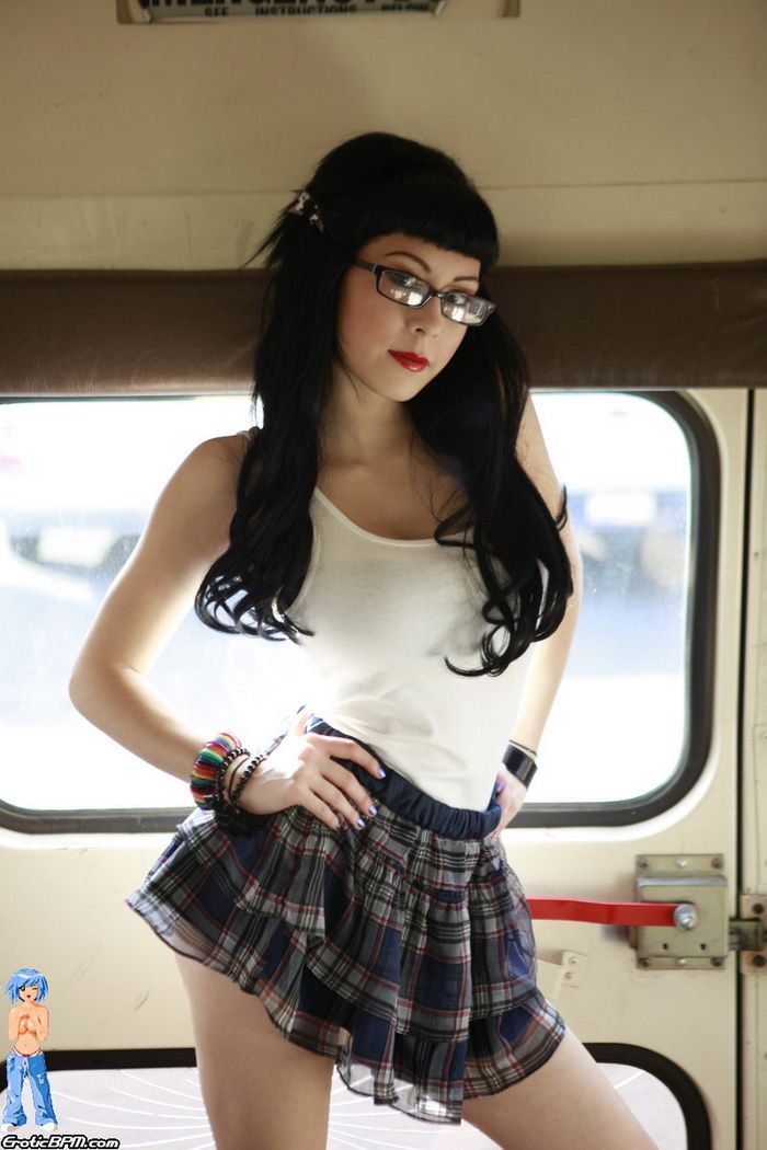 Arctic A. reccomend Sexy naked emo schoolgirl